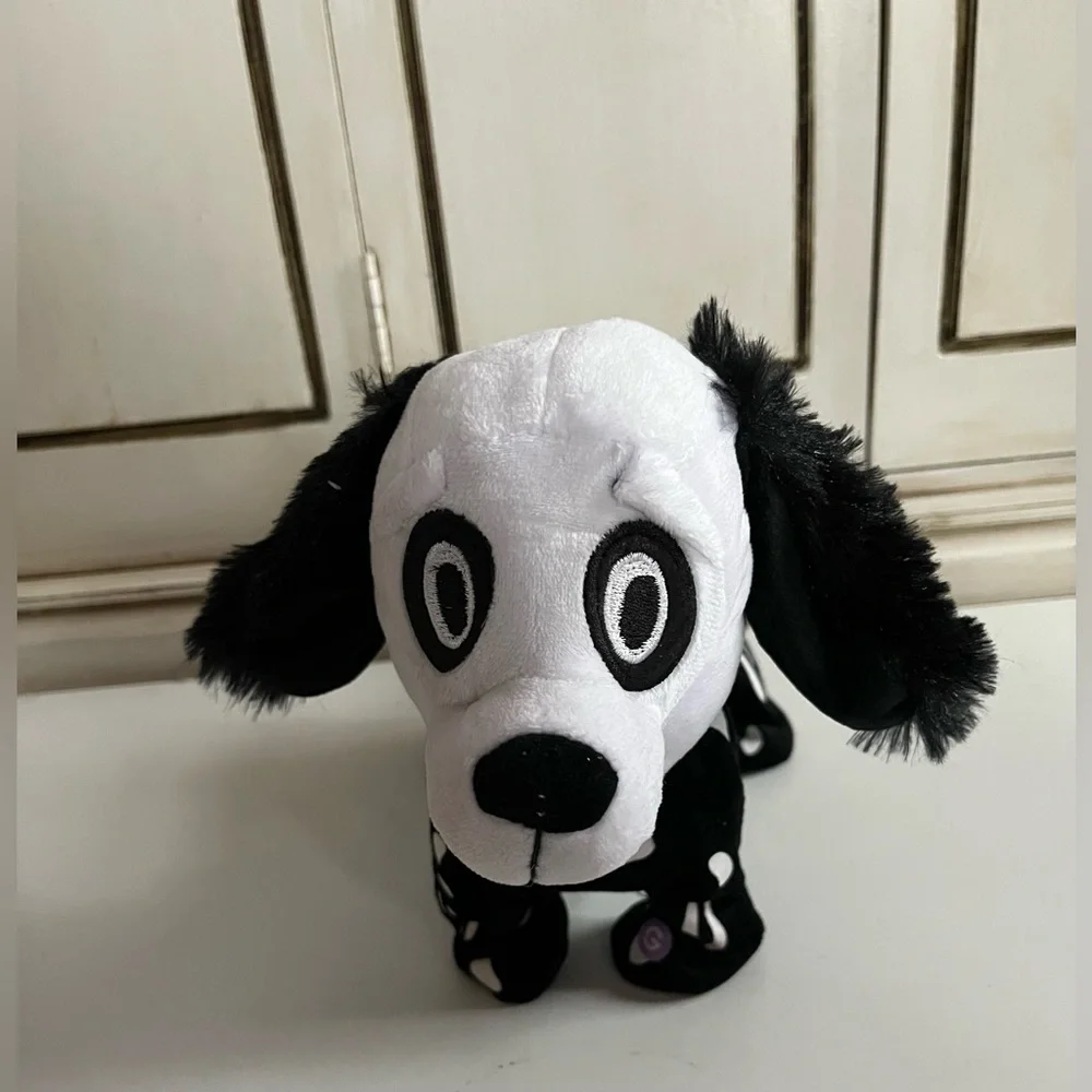 GEMMY Animated Skeleton Dog Black White Dances Plays Thriller 10